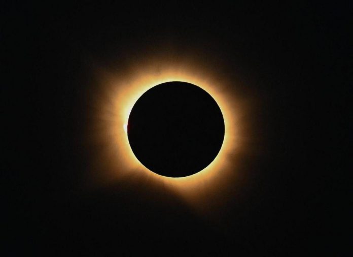 eclissi_solare_ia_1_