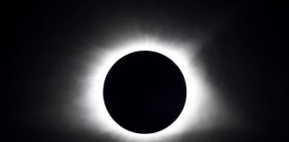 Eclissi, ecco dove si vedrà meglio in Italia e con il buio lo spettacolo delle ‘stelle cadenti’
