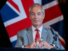 Gb, Nigel Farage rieletto: leader di Reform Uk in Parlamento con il 62,82% dei voti