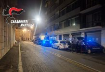 Controlli in centro: armi e droga in auto, bar di via Bonomi rischia chiusura
