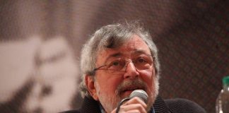 Guccini, a Pavana i funerali in forma privata