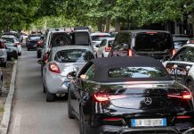 Mini riforma del bollo auto, niente tagli ma dal 2028 cambiano le tempistiche: la novità