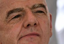 Infantino sotto accusa, Telegraph: “Fece pagare da Uefa ricca buonuscita a sua amante”