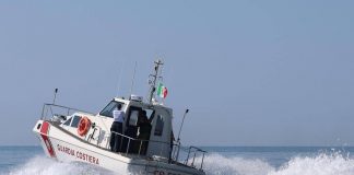 Ponza, trovato in mare il cadavere di un uomo con maschera e pinne