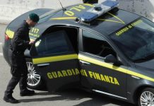 Bari, francese arrestato al porto: trasportava 3 missili da guerra su un furgone