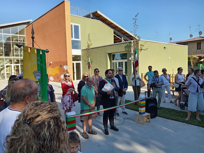 inaugurazione 2 scuola Stradella).jpg