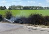 Quingentole: esplosione dal motore, poi la Golf prende fuoco: 62enne salvo appena in tempo