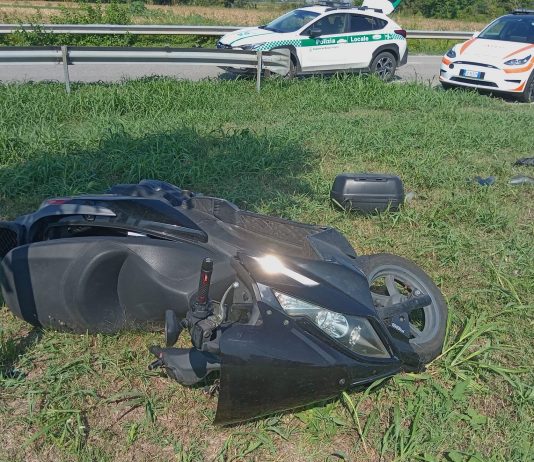Scontro auto-moto tra Cappelletta e Romanore: grave centauro 34enne