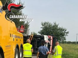 Casalmoro, Vigile del fuoco ferito dopo ribaltamento sulla provinciale Asolana