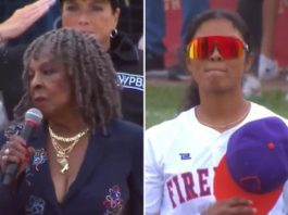 Il baseball femminile rinasce, ma l’inno da incubo è il vero show