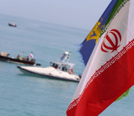 Iran, Teheran punta tutto su controllo Stretto Hormuz: ma è una scommessa rischiosa