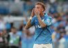 Lang cade in area e Allegri chiede rigore: proteste in Napoli-Como