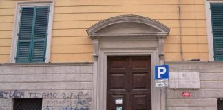 Scuola, i sindacati: “Oltre 200mila supplenti, manca più della metà dei prof di sostegno”