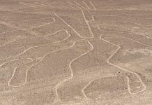 Perù, aereo con italiani a bordo sorvolava Linee di Nazca: cosa sono