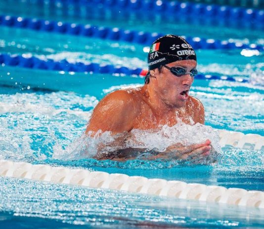Chi è Nicolò Martinenghi, oro agli Europei di nuoto nei 100 rana