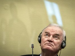 Ratko Mladic morto all’Aja, la Serbia: “Avrà tutti gli onori militari e di Stato”