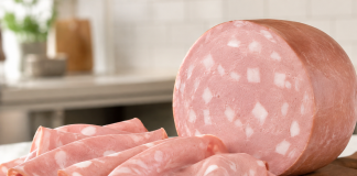 Mortadella ritirata dai supermercati per pericolo Listeria: allerta del Ministero della Salute