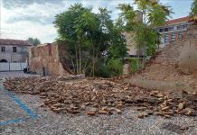 Mantova, crolla un antico muro in via Santa Marta: paura tra i residenti