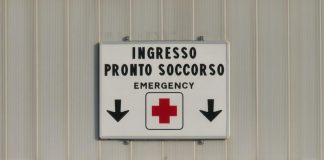 Precipita dal balcone al terzo piano, morto 16enne a Savona