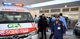 Pakistan, incendio in un ospedale di Islamabad: morti almeno 14 neonati