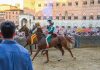 Palio di Siena, oggi l’Assunta: orario, cavalli, fantini e dove vederlo in tv