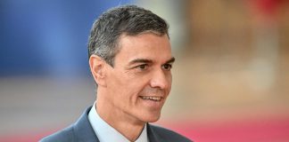 Sanchez in vacanza a Lanzarote, pubblica la sua ‘playlist’