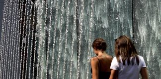 Caldo record, continua l’onda rossa: 19 città in massima allerta, verso Ferragosto di fuoco