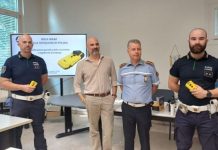 In dotazione alla Polizia Locale la “pistola” che spara i lacci per bloccare i violenti