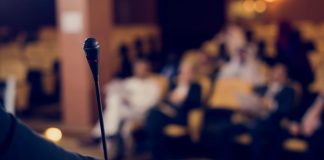 Insegna che “il cambiamento climatico esiste”, professore licenziato in America