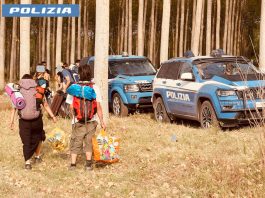 “Vi uccido”: impugna una pietra e aggredisce i poliziotti, arrestato 22enne al rave di Libiola