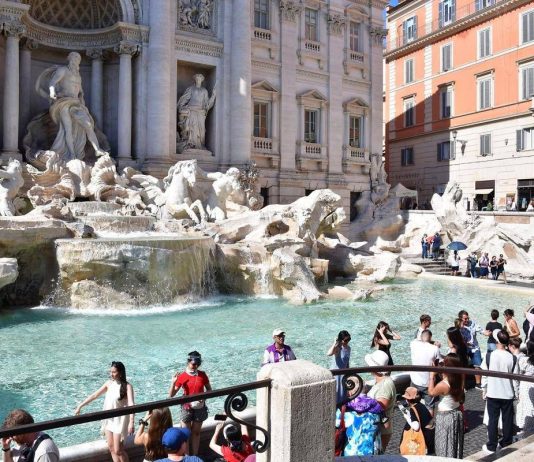 Turismo, in Italia estate 2026 da record: a luglio presenze stranieri +6%