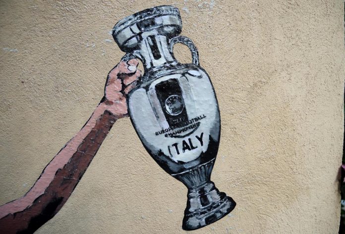 roma_murale_di_herry_greb_sulla_vittoria_dell_italia_agli_europei_di_calcio