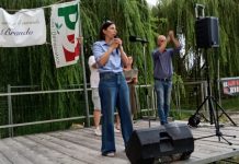 Carburanti, Schlein a Rivalta: “tassare gli extraprofitti”. Nel discorso anche allarme clima e primarie