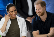 Harry e Meghan, Bbc: “Sono arrivati nel Regno Unito”. Il rientro con i figli dopo sei anni