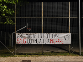 Sale la tensione per Ilaria Salis: striscione del Veneto Fronte Skinheads all’Arci Te Brunetti