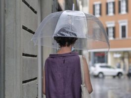 Ferragosto ancora bollente, poi tregua con temporali: le previsioni meteo