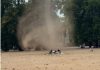 Il ‘diavolo di sabbia’ attraversa un parco di Londra: paura tra i presenti
