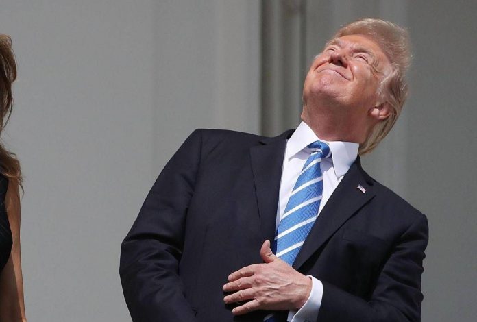 trump_eclissi_casa_bianca