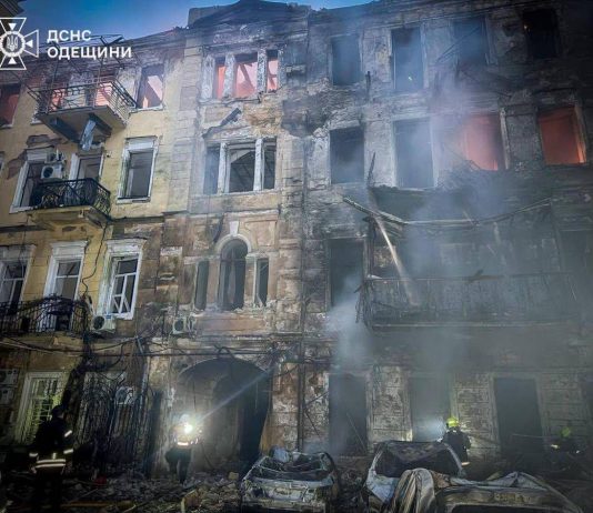 Ucraina, nuovi attacchi russi a Kharkiv e Odessa. Tensione anche a Zaporizhzhia
