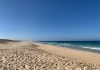 Vacanze al mare, l’effetto-trappola della sabbia: dalle passeggiate ai racchettoni ecco le insidie della vita da spiaggia