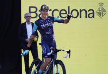 Impresa di Omrzel alla Vuelta, Mas difende la maglia rossa
