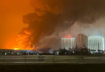 Massiccio raid con 1600 droni ucraini su Mosca, colpita una raffineria: due morti