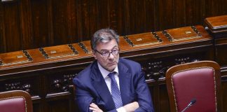 Deficit/Pil a -3,1%, Giorgetti “L’Italia non esce dalla procedura d’infrazione”