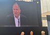 Il padre del web Berners-Lee al Festivaletteratura: regolamentiamo i social e intelligenza artificiale