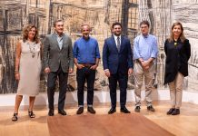 Mostra di Gilbert & George e nuovo allestimento: si rinnova la Sonnabend Collection