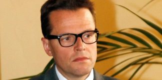 Mps, morte di David Rossi, la perizia: “Aggredito da più persone, tentava di difendersi”
