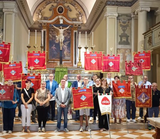 Avis Rivarolo Mantovano festeggia i 60 anni e premia i donatori più longevi