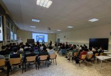 Intelligenza artificiale e pensiero critico: al Sanfelice di Viadana lezione speciale per 400 studenti