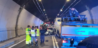 Scontro in galleria a Lonato, grave un 61enne di Volta Mantovana