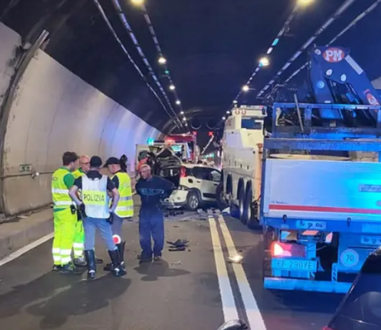 Scontro in galleria a Lonato, grave un 61enne di Volta Mantovana